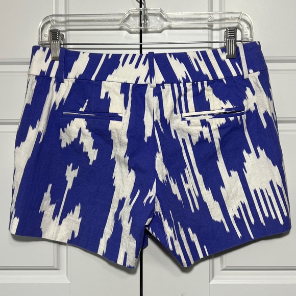J. Crew Women's Blue White Ikat Pattern Linen Blend Shorts‎ Size 2 - Picture 2 of 5